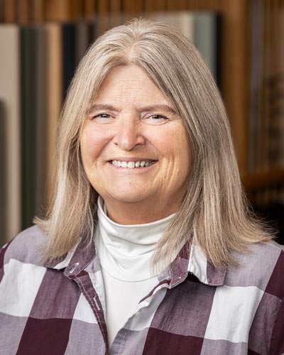 photo of Deb Leuzinger