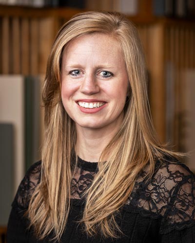 photo of Jenna Bader