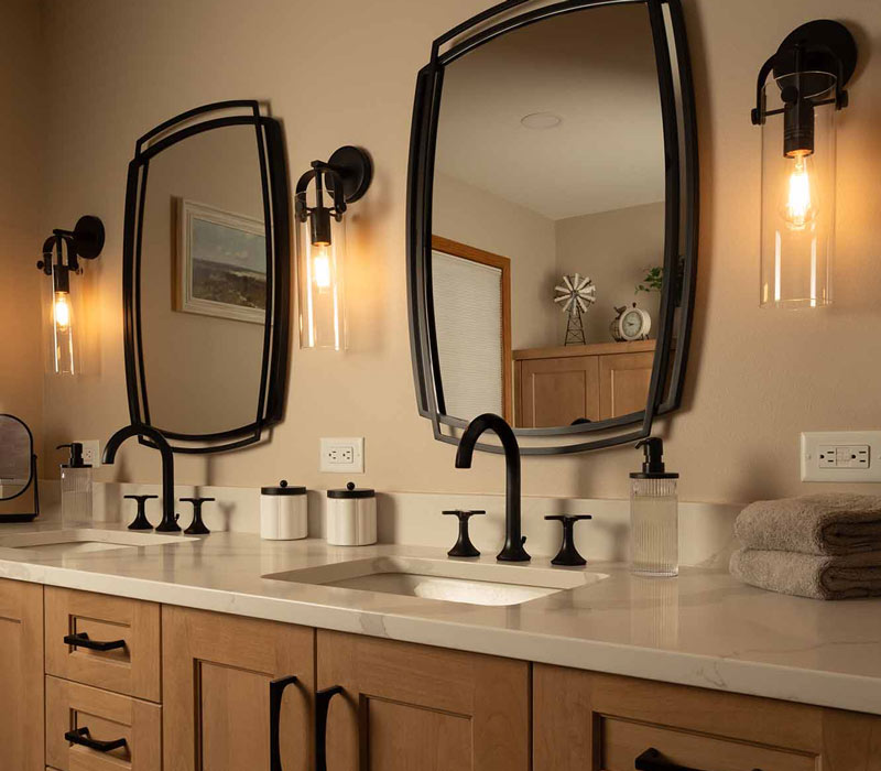 This full kitchen reconfiguration and primary suite remodel reimagines lakeside living with a blend of relaxed comfort and understated indulgence. 